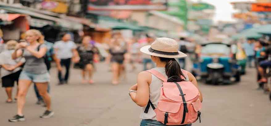 Ini 5 Tips Aman Travelling Sendiri untuk Wanita