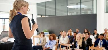 pertanyaan kritis mengenai public speaking