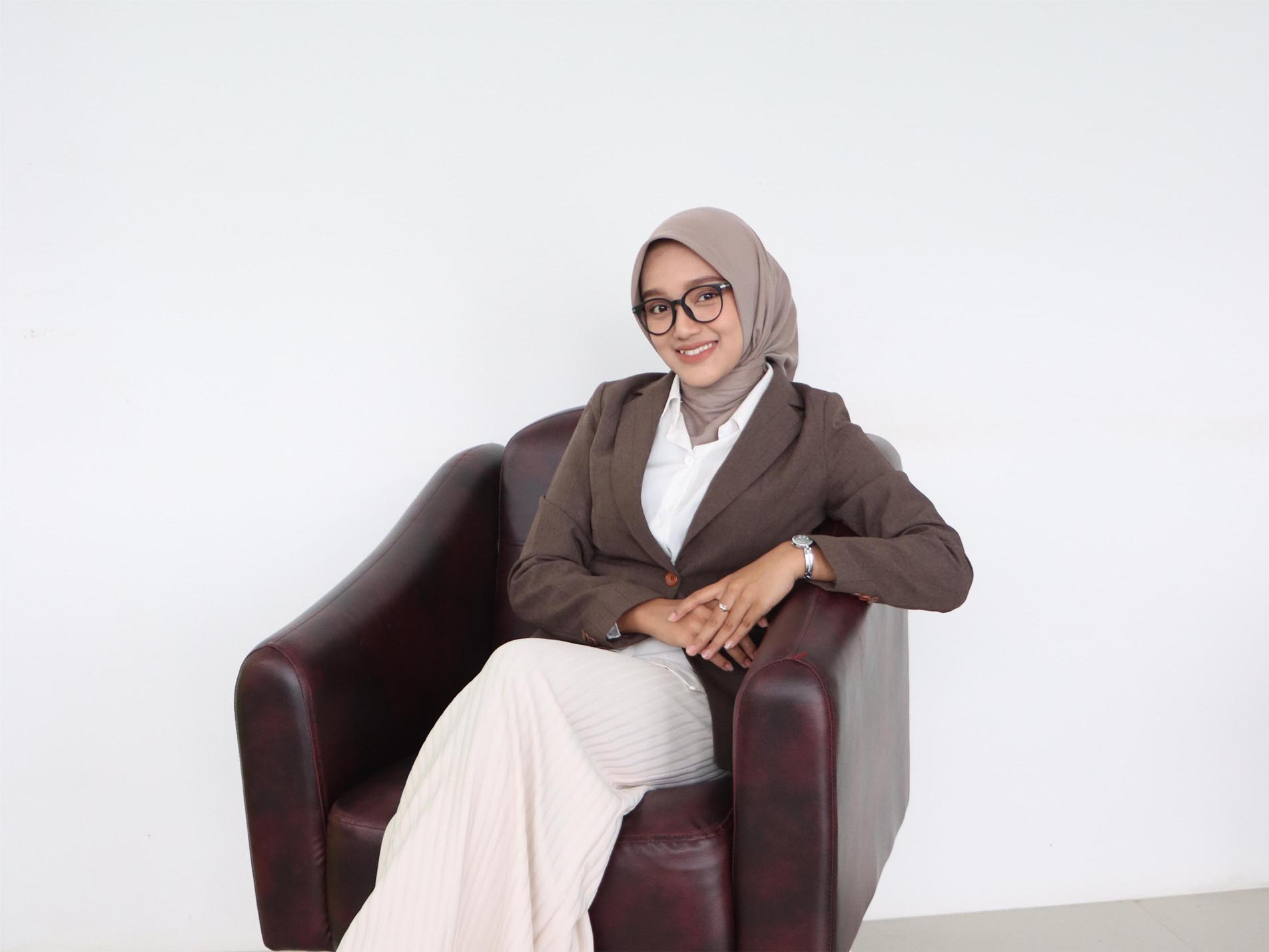 Biaya Pendidikan Kelas Regular dan Non Reguler Per Semester Hanya 5 Juta Untuk S1 Perbankan Syariah Dan Peluang Beasiswa Unggulan