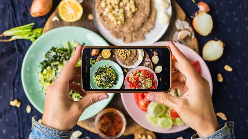 Mengulas dengan Hati: Etika yang Dijunjung Food Blogger Profesional