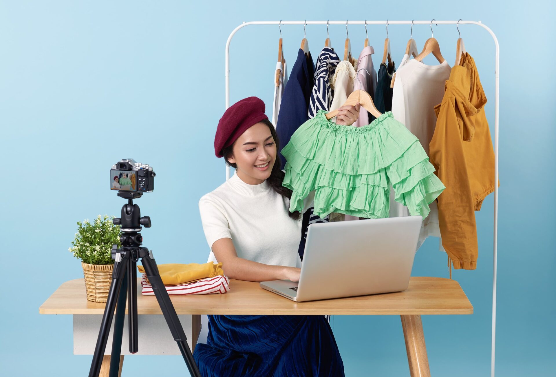 Tips Endorse Fashion di Sosmed: Meningkatkan Eksposur Brand Anda