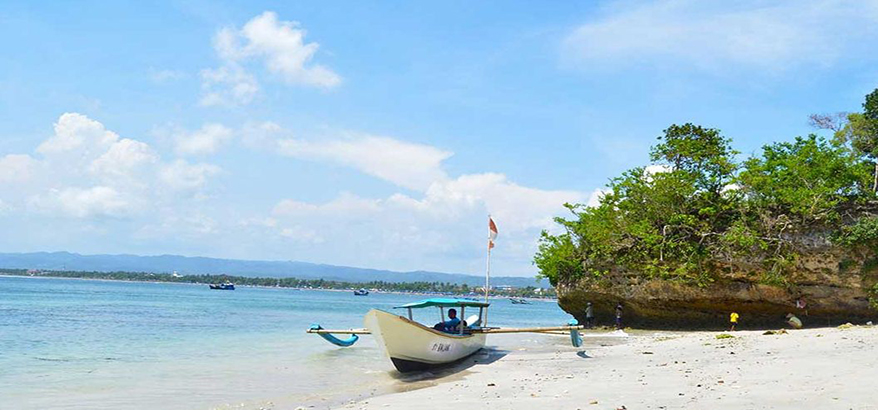 Pantai Keusik Luhur, Objek Wisata Unik yang Eksotik