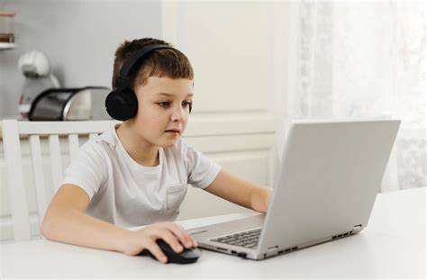 Cara Meningkatkan Konsentrasi Saat Belajar Online Untuk Anak