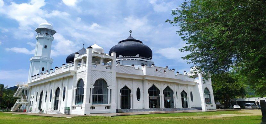 4  Destinasi Wisata Masjid Di Indonesia