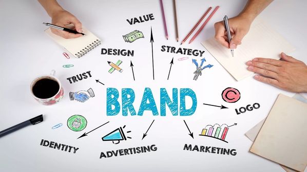 Membangun Identitas Digital yang Kuat Melalui Strategi Branding Kreator Pemula di Rajakomen.com