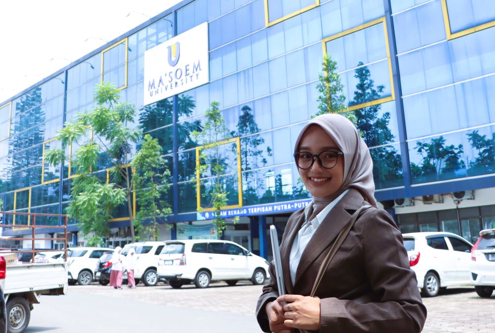 Kuliah Pendidikan Bahasa Inggris di Bandung dengan Biaya Terjangkau dan Pengalaman Kerja Sejak Kuliah di Universitas Masoem