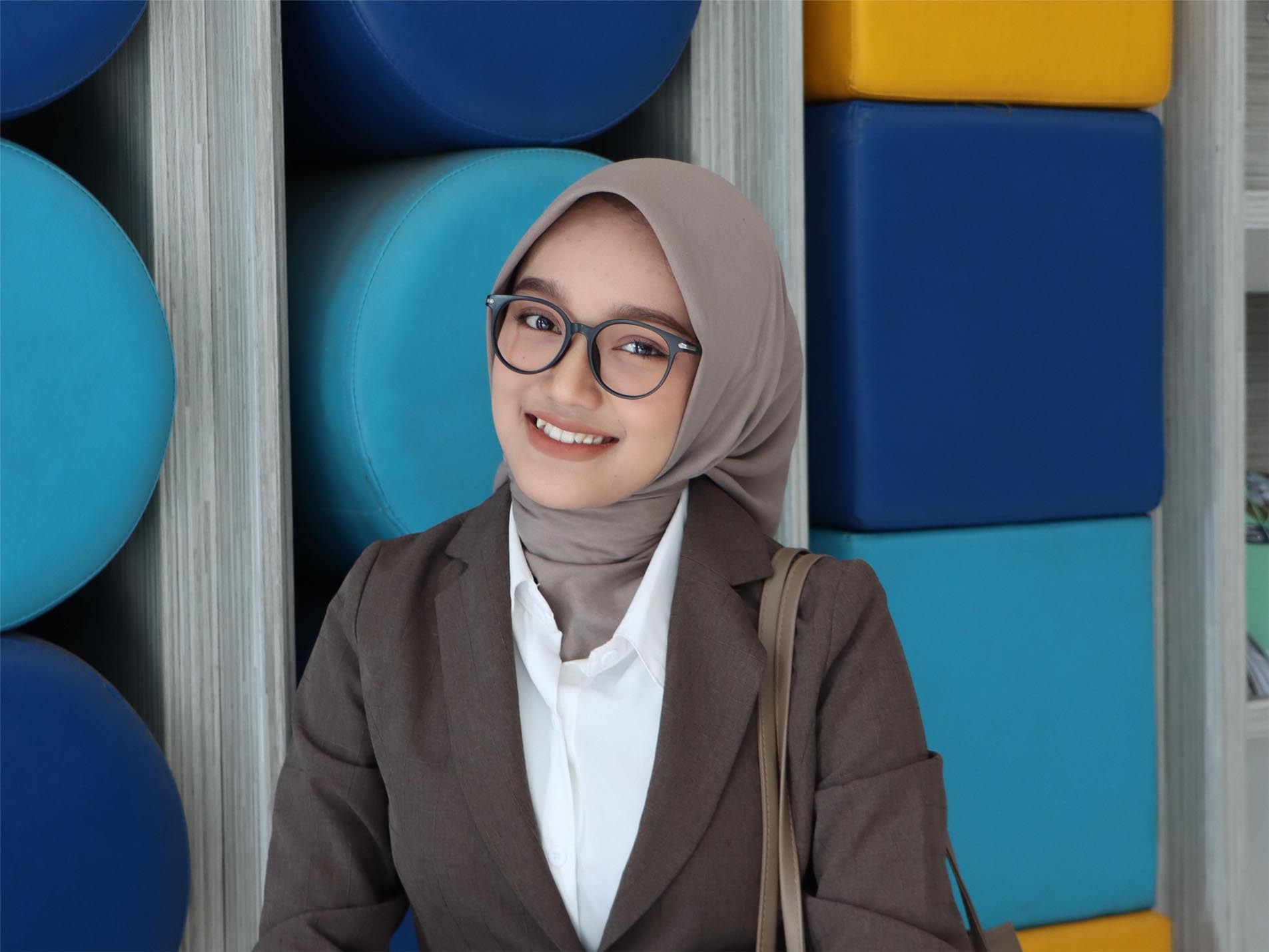 Biaya Pendidikan Kelas Regular dan Non Reguler Per Semester Sekitar 5 Juta untuk S1 Perbankan Syariah Serta Info Kuliah Kelas Karyawan